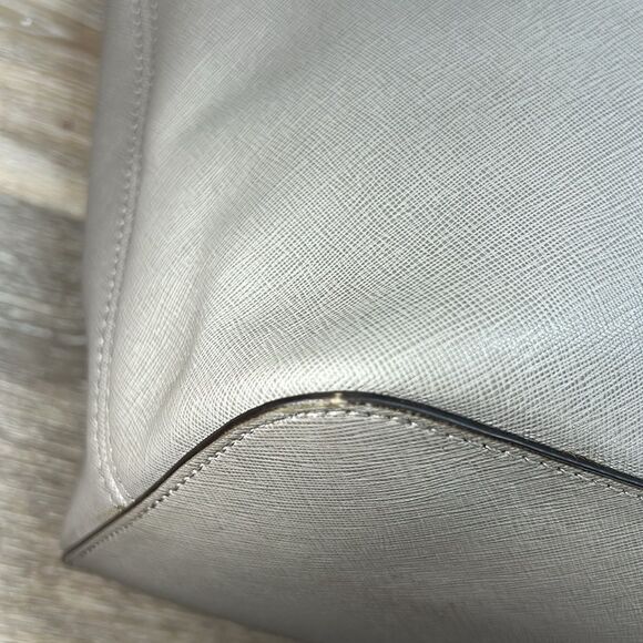 9770 Michael Kors gray tote bag - Picture 12 of 16